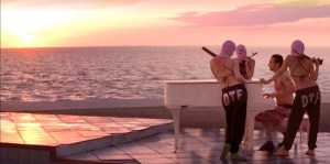 spring-breakers-poster-banner